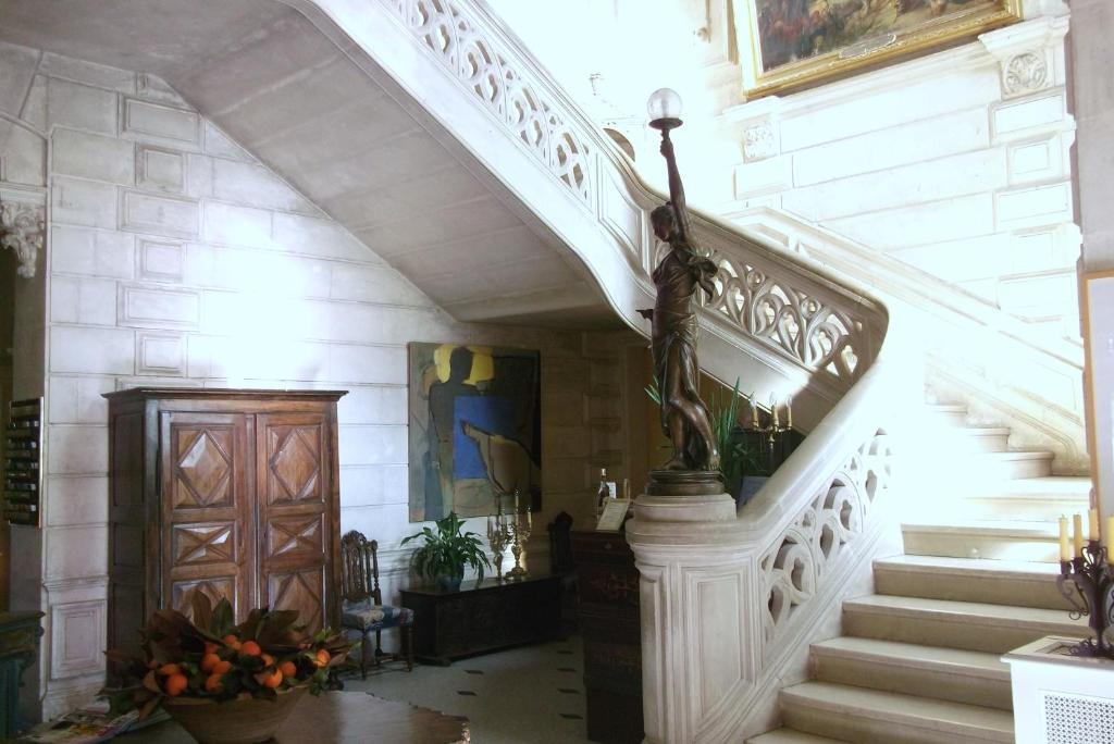 Chateau-Hotel De Nieuil Екстериор снимка